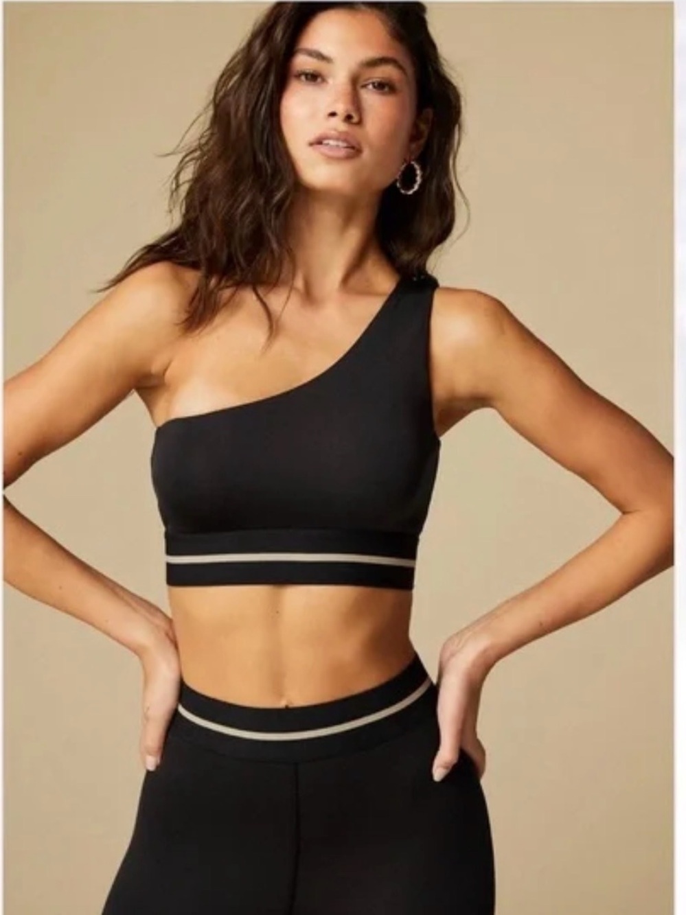 TAN+LINES Black One-Shoulder Sports Bra